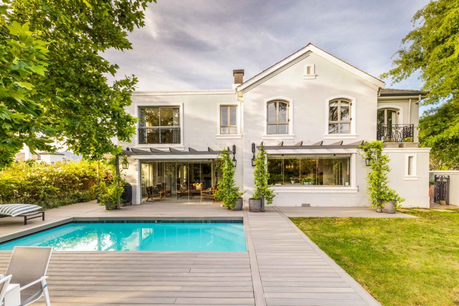 5 Bedroom Property for Sale in Val De Vie Estate Western Cape